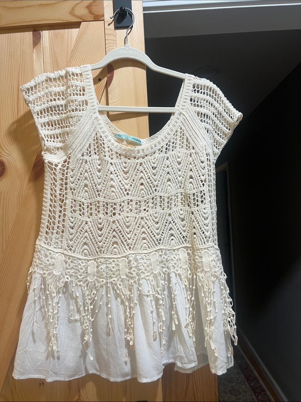 Maurices Cream Crochet Fringe top size large